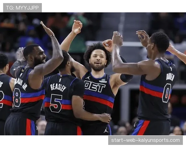 活塞53分大胜创队史纪录 坎宁安杜伦组合展现统治力